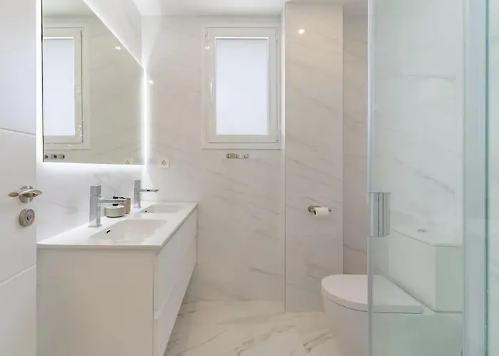 Modern 2-bed With Huge Terrace * Marbella