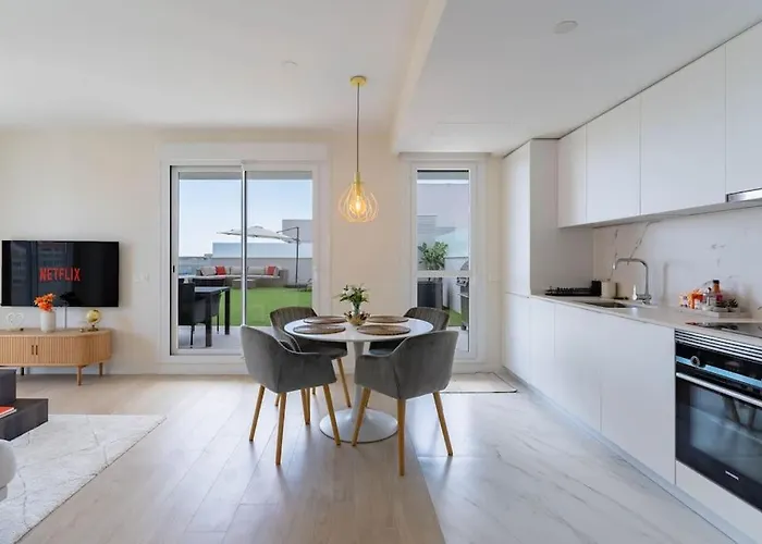 Apartament Modern 2-bed With Huge Terrace Marbella