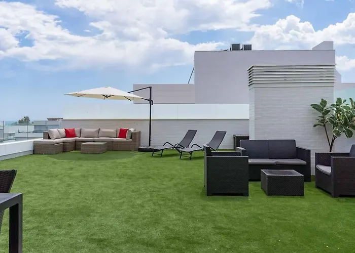 Modern 2-bed With Huge Terrace Marbella