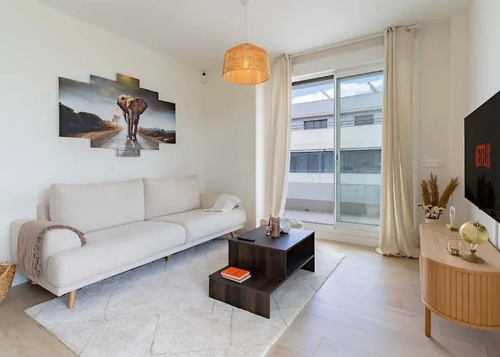 Apartament Modern 2-bed With Huge Terrace