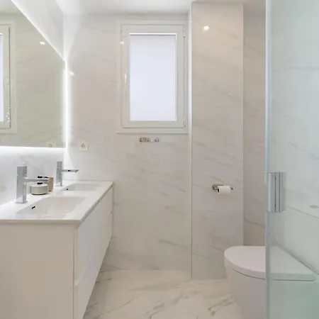 Modern 2-bed With Huge Terrace * Marbella