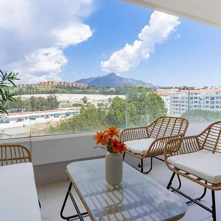 Modern 2-bed With Huge Terrace Apartamento *